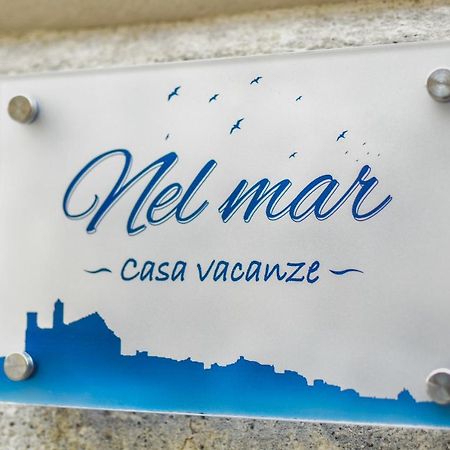 Nel Mar Casa Vacanze โจวีนัซโซ ภายนอก รูปภาพ